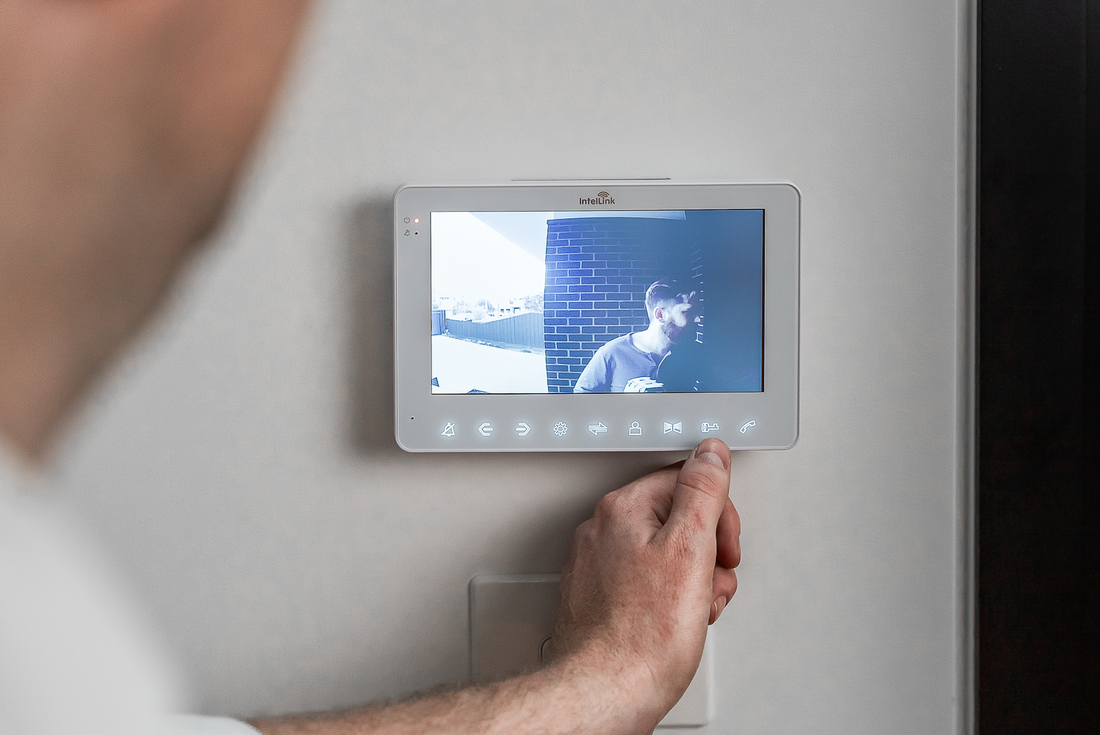 PSA Centrii Vs Ring: Which Intercom System is Best for Your Home